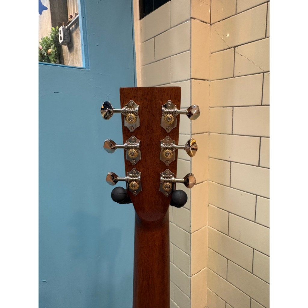 tw-11134207-820ld-mn1gwzt0r284ef