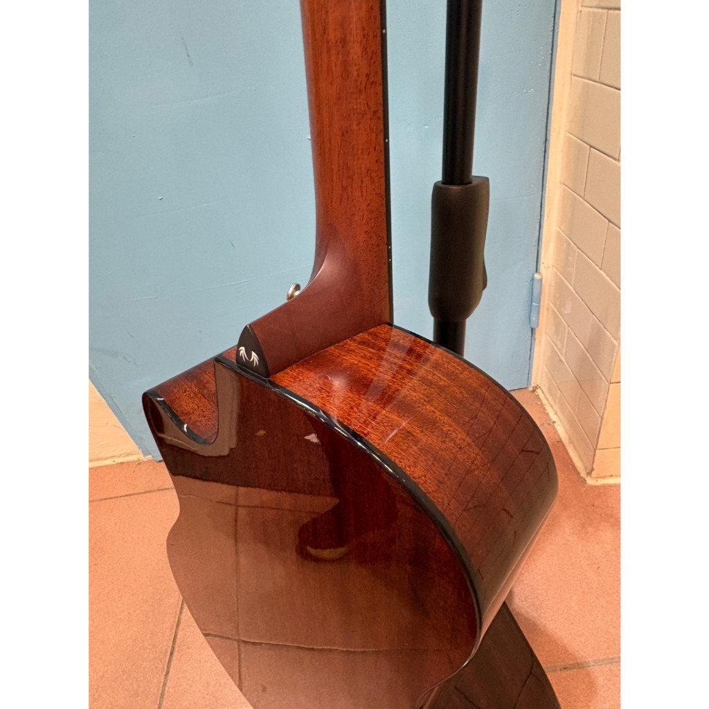 tw-11134207-820ld-mn1gwzt0pnno93