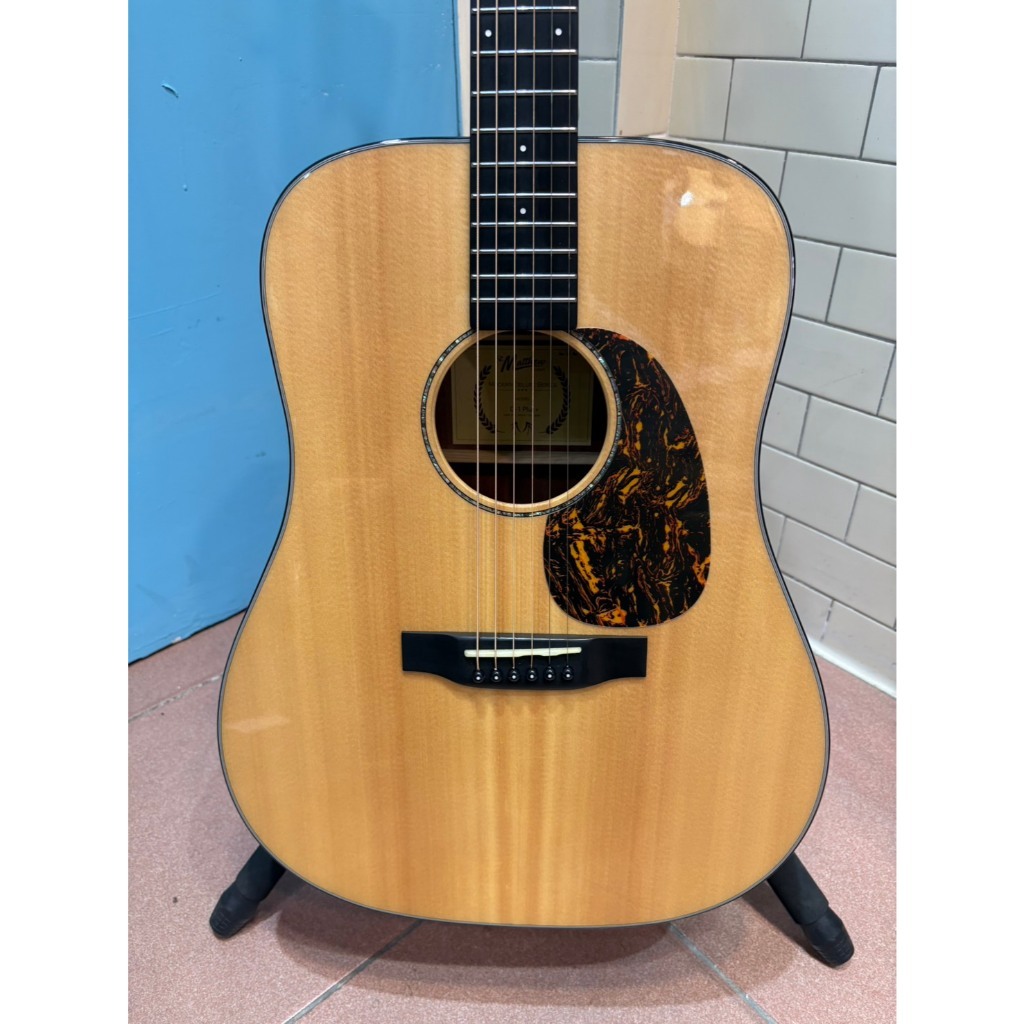 tw-11134207-820l4-mn1hgpwus6x016