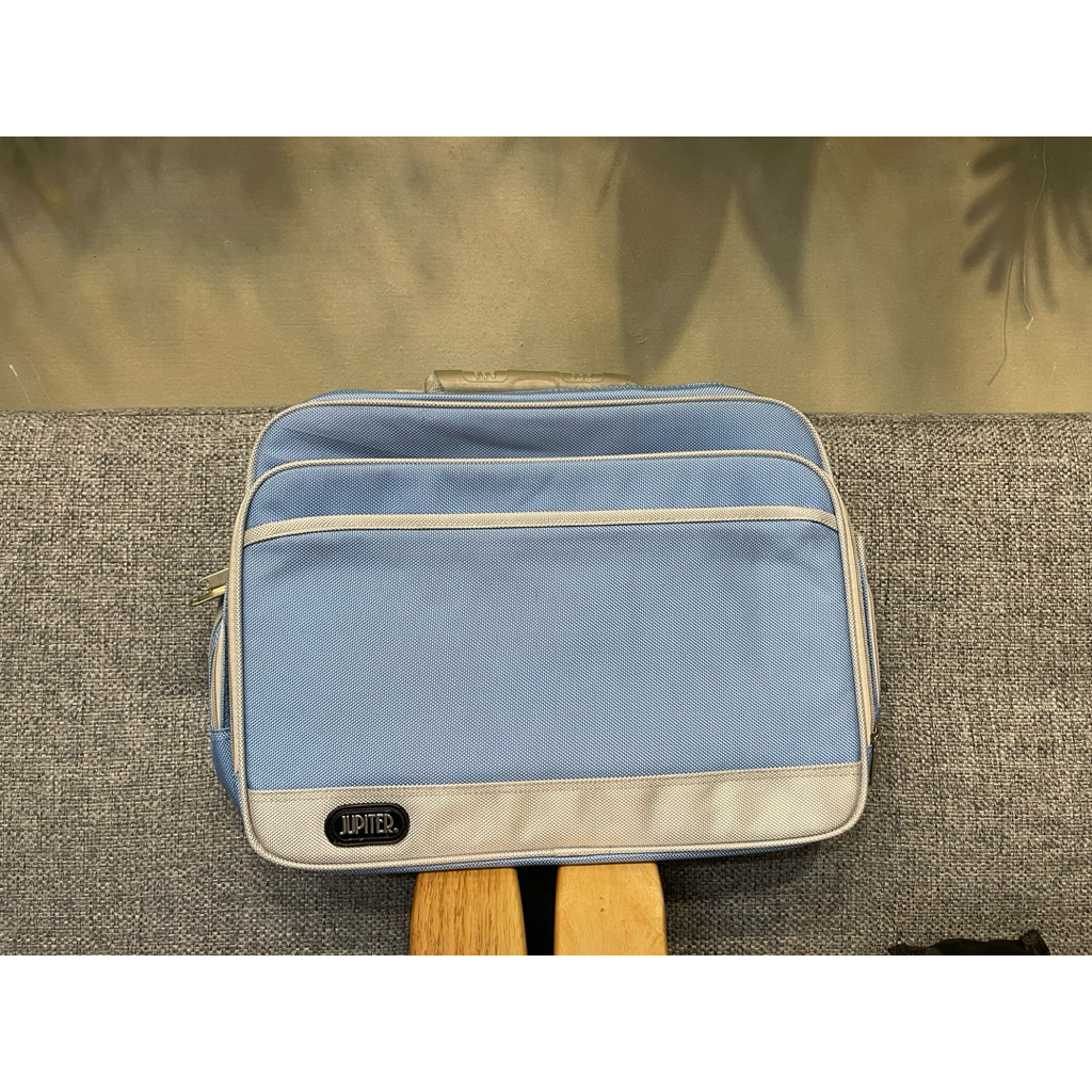 tw-11134207-820lc-momu0vziejgi2a