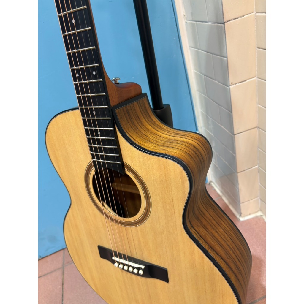 tw-11134207-81zto-mel3yzzzfa4k08