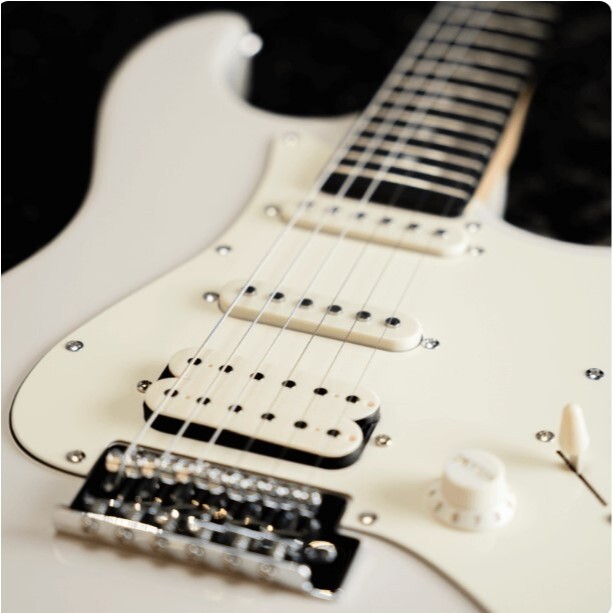 tw-11134207-81zth-mel6rh61roxu4a