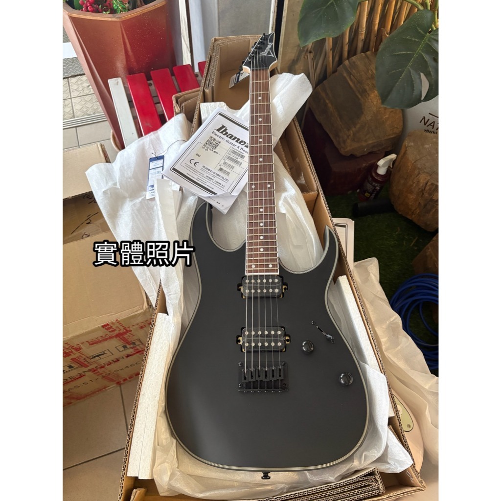 tw-11134207-81ztj-mg9dwlxrrj0s12