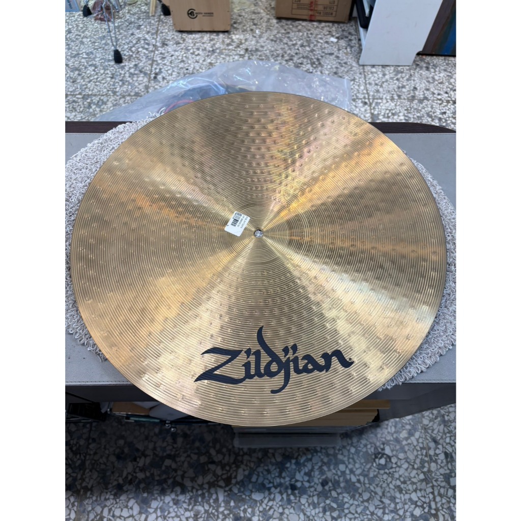 tw-11134207-81ztk-mhcydblz3nd888