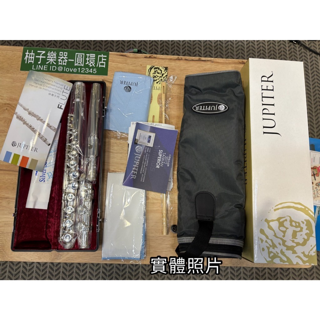 tw-11134207-81ztg-mhj4qf15kr9cf1