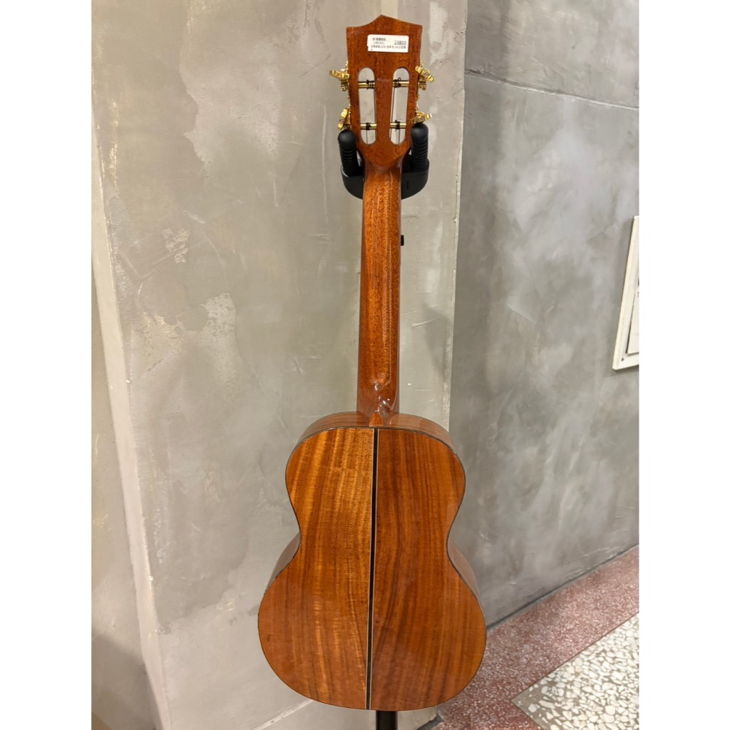 tw-11134207-81ztj-mhn1kwlhgp38be