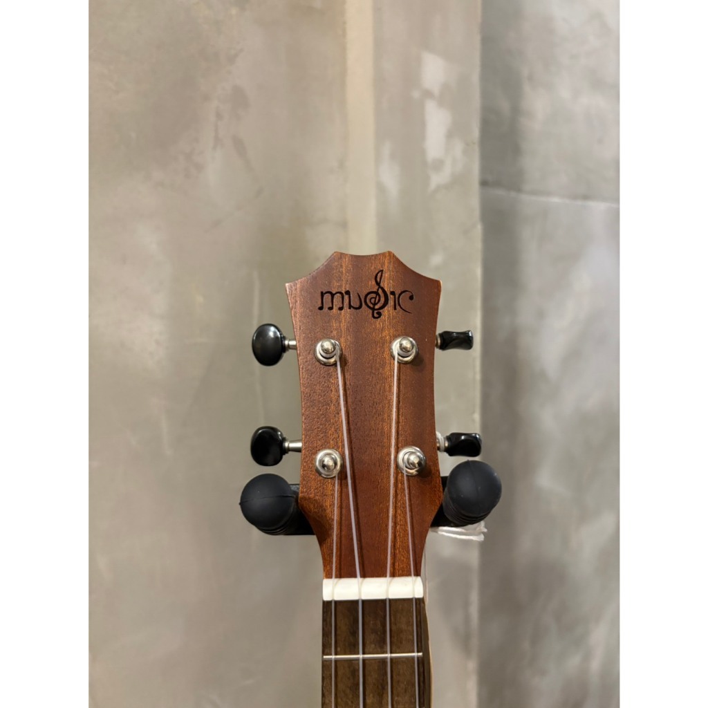 tw-11134207-81zth-mhlxtwz8wrnk0e