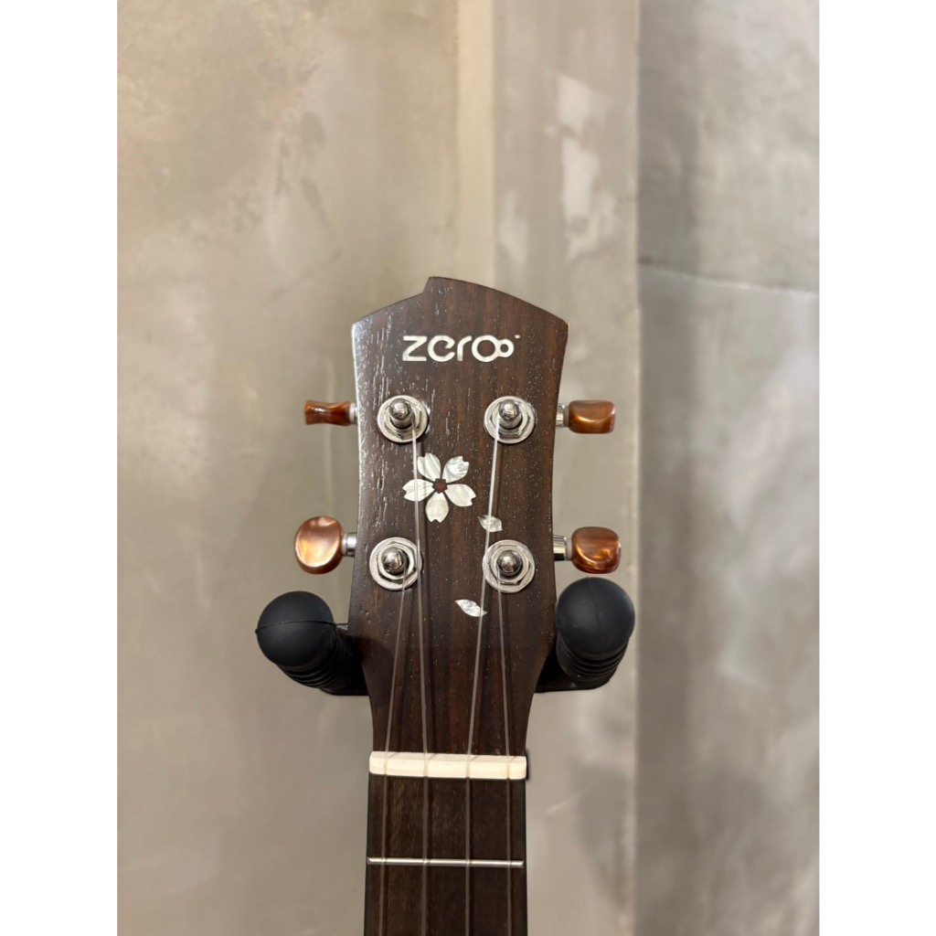 tw-11134207-81ztg-mhmztr1t7bphd8