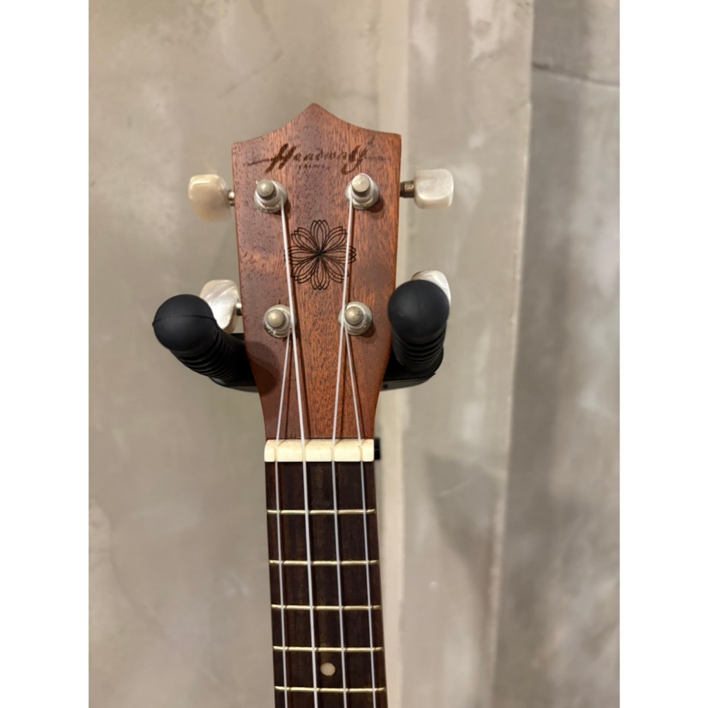 tw-11134207-81zth-mhroxssw6xoi0a