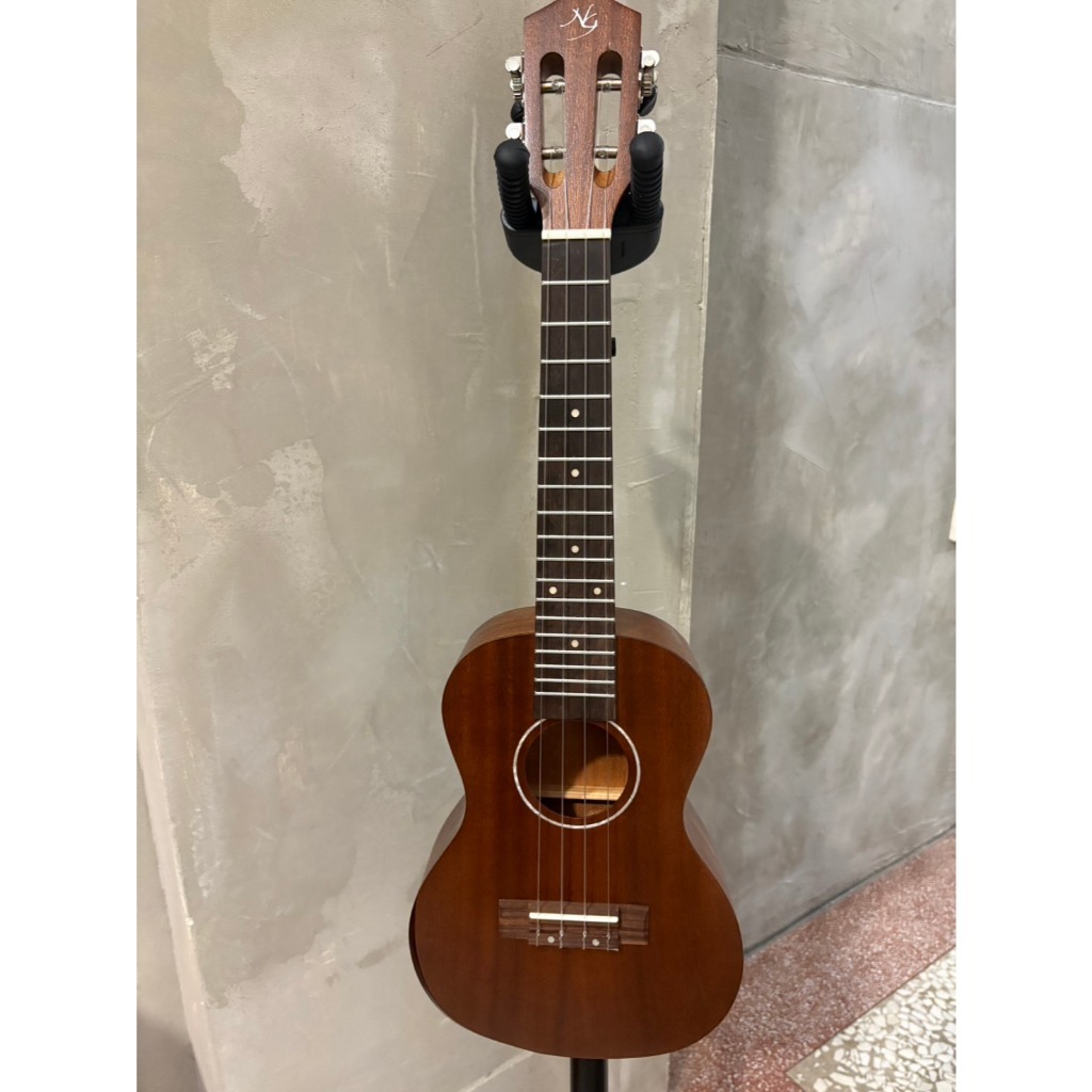 tw-11134207-81ztl-mhlzbu3i1mv927