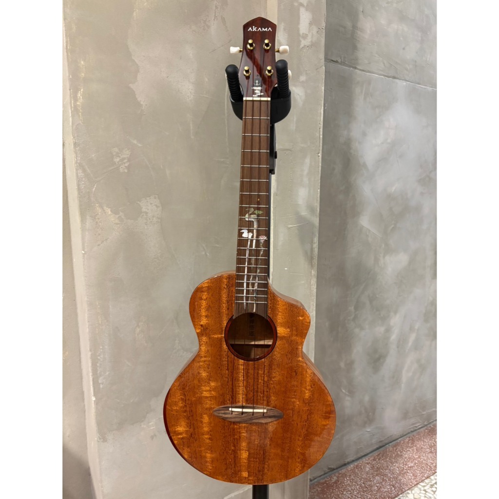 tw-11134207-81ztp-mhn2ke84232dd6