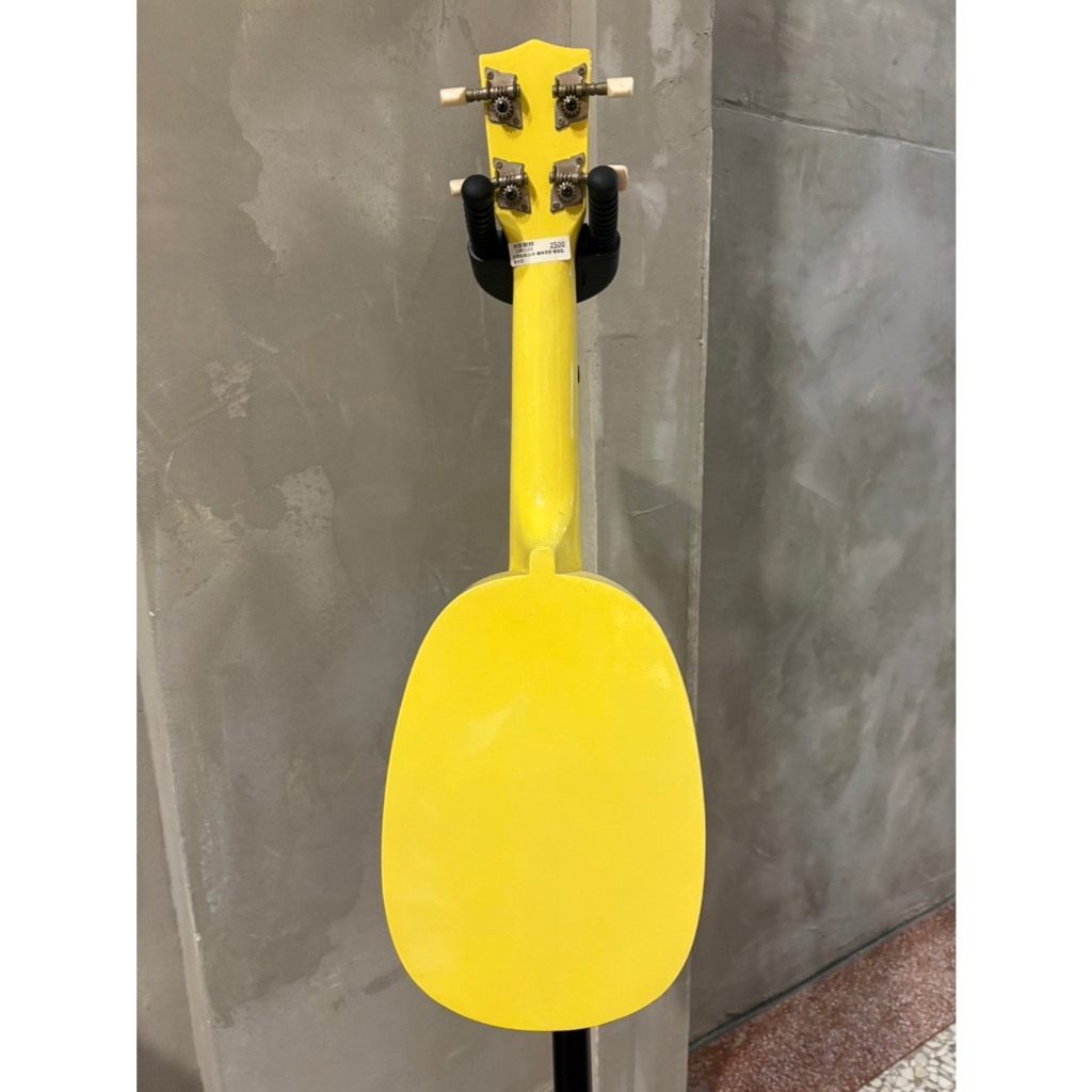 tw-11134207-81zto-mhro1qzlaj2g67