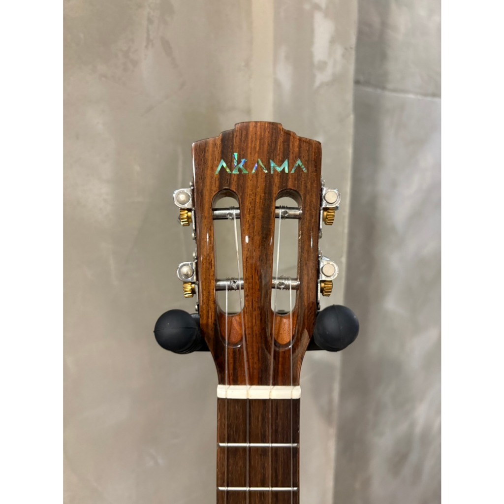 tw-11134207-81ztk-mhn39oqlvg1uc7