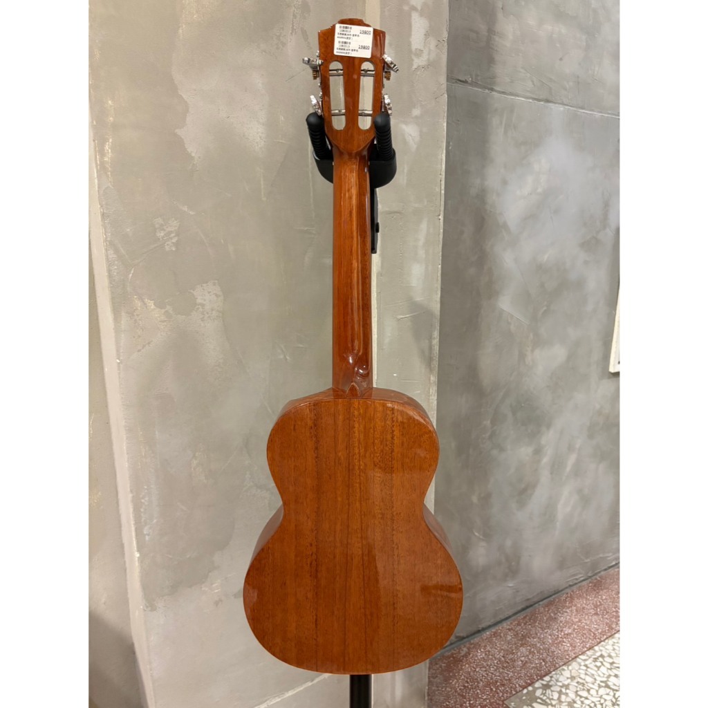 tw-11134207-81ztc-mhn39olm1cld2b