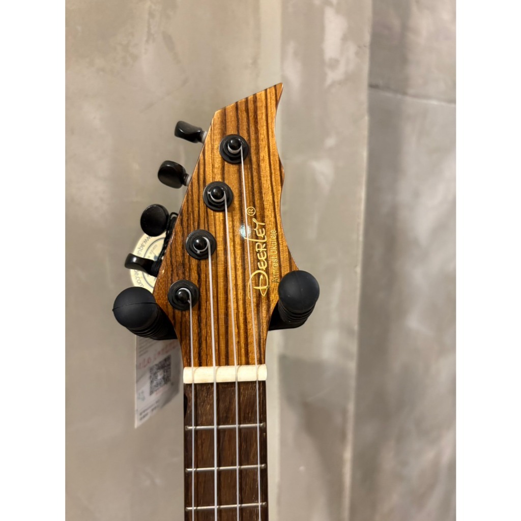 tw-11134207-81zth-mhn5w3cg4cg3e9