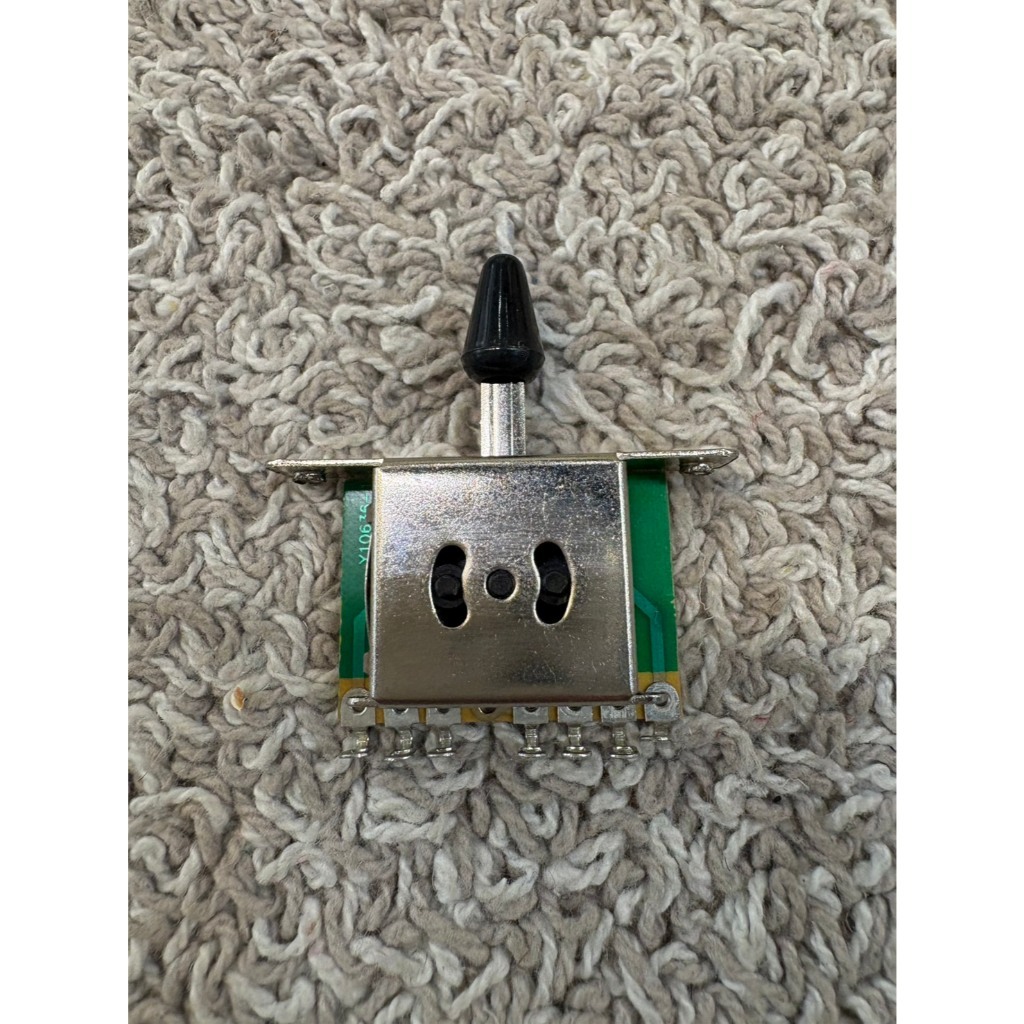 tw-11134207-81zth-mhyhempol3bcb5