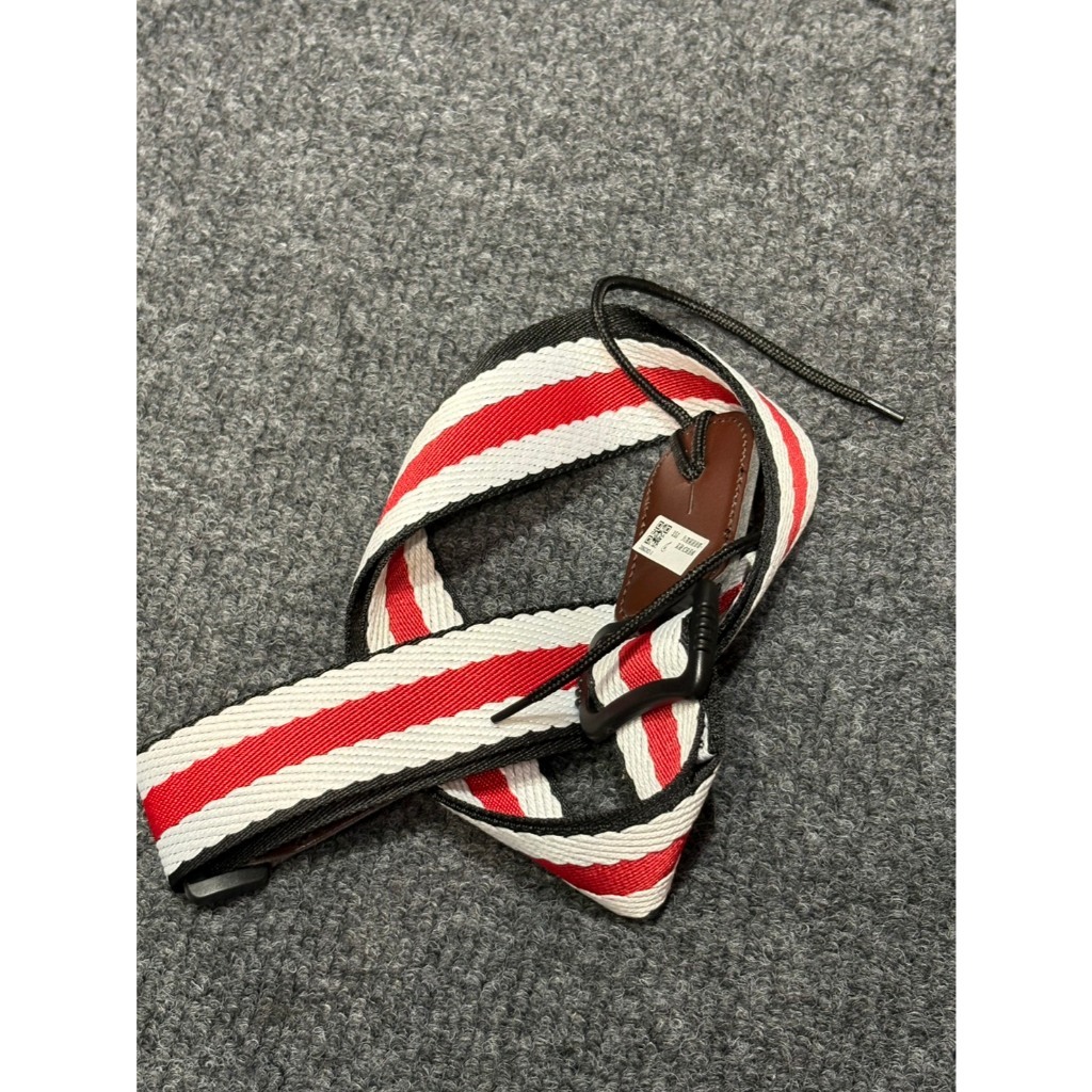 tw-11134207-81ztg-mgmbmq4sgft758