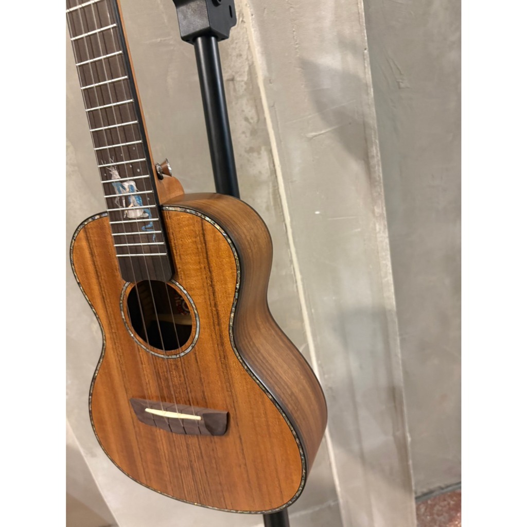 tw-11134207-81ztl-mibeqvwbe8zkf9