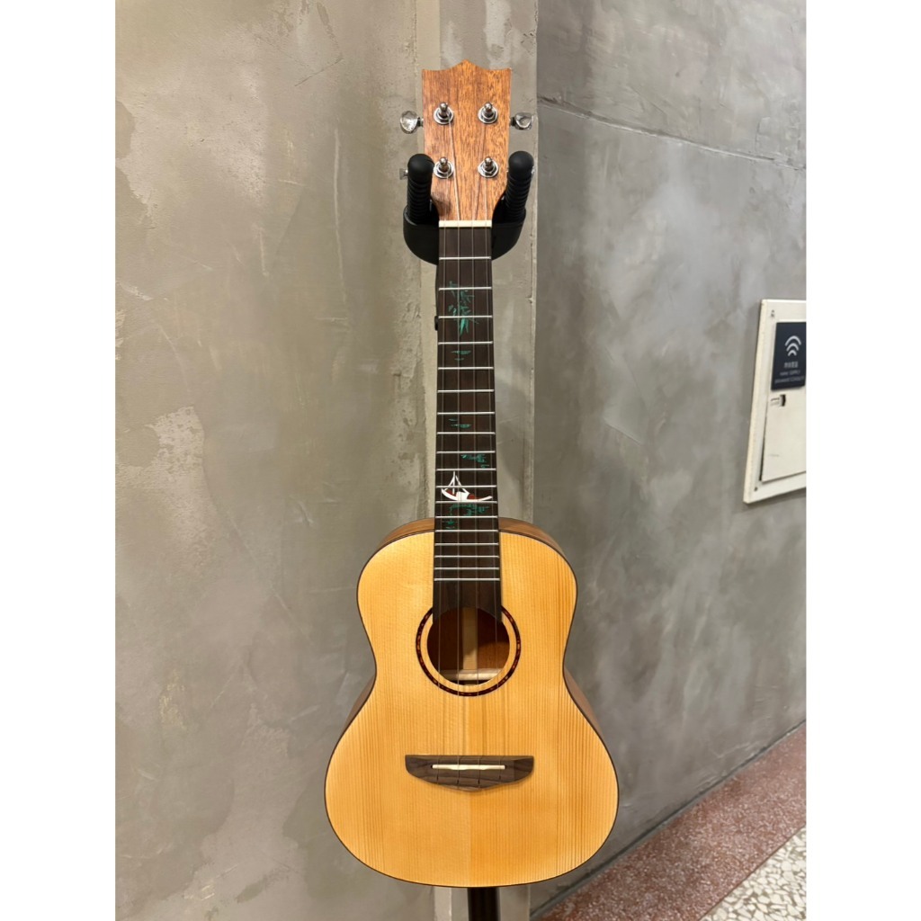 tw-11134207-81ztm-mibblxyp8qa0b6