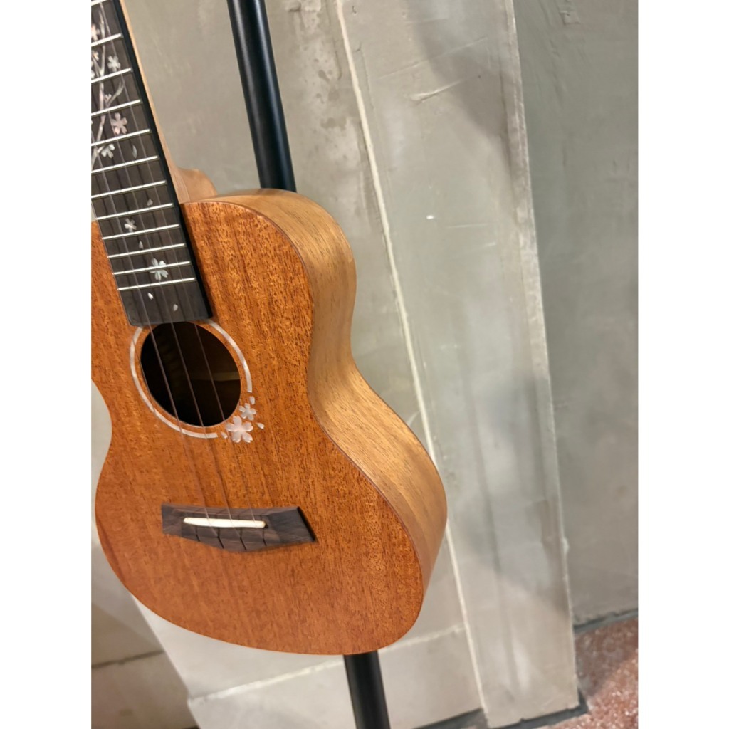 tw-11134207-81ztd-mibljmxbf8joa4