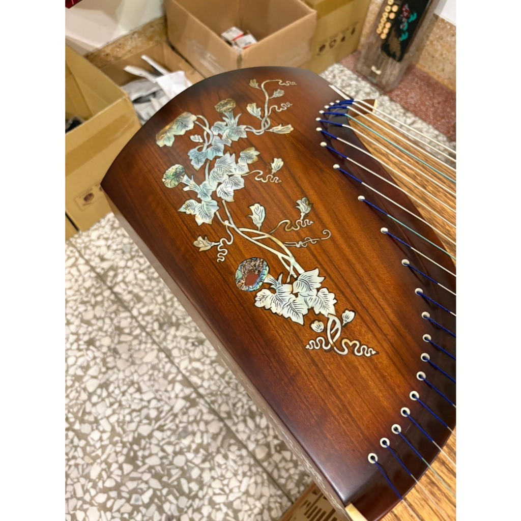 tw-11134207-81ztc-mih2j10qjfnre8