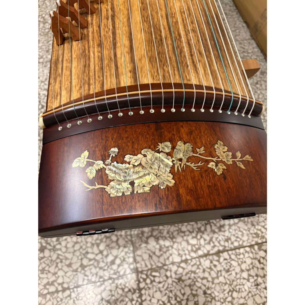 tw-11134207-81ztp-mih2j10t8cuga7