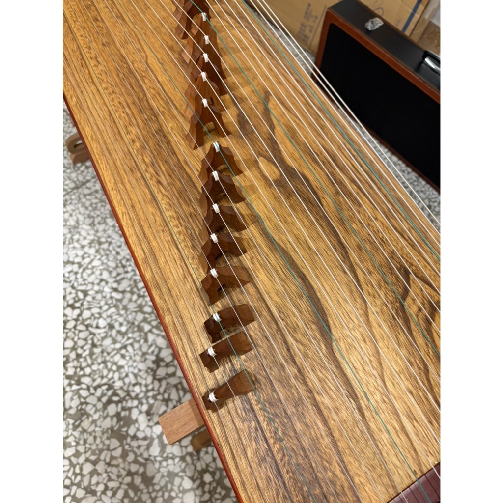 tw-11134207-81ztk-mih0cl5on0u868