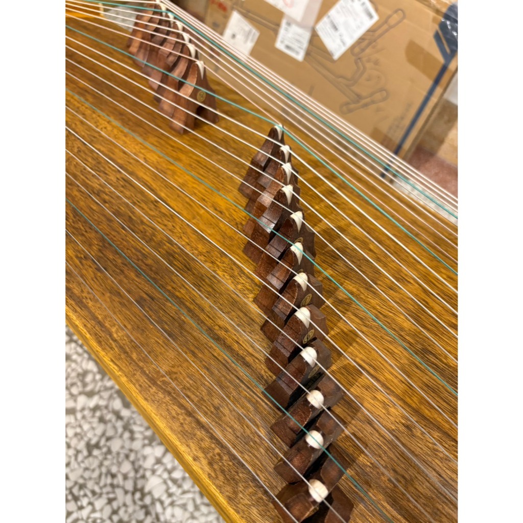 tw-11134207-81ztk-migybriy2cy065