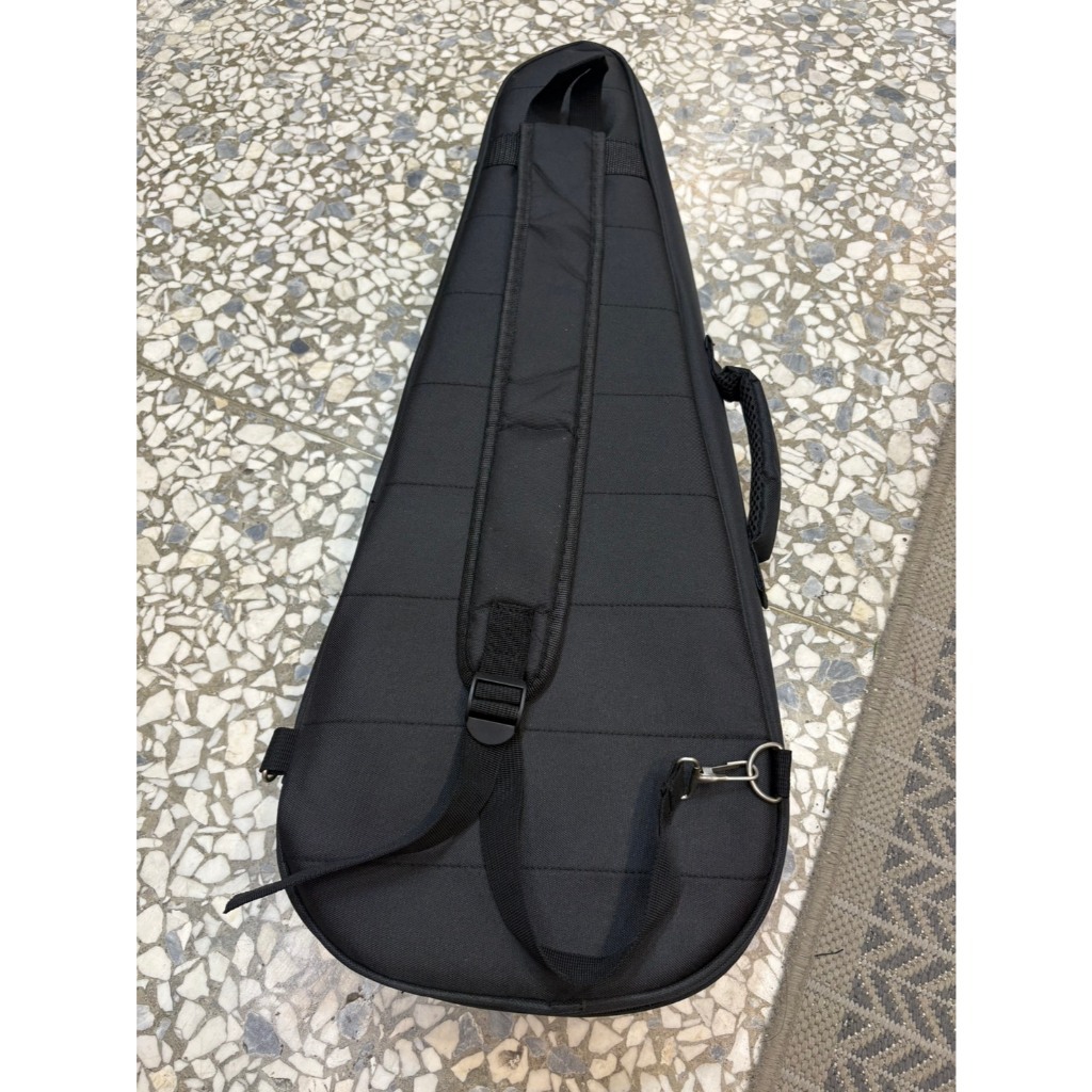 tw-11134207-81ztm-milmxgko6sxyc1