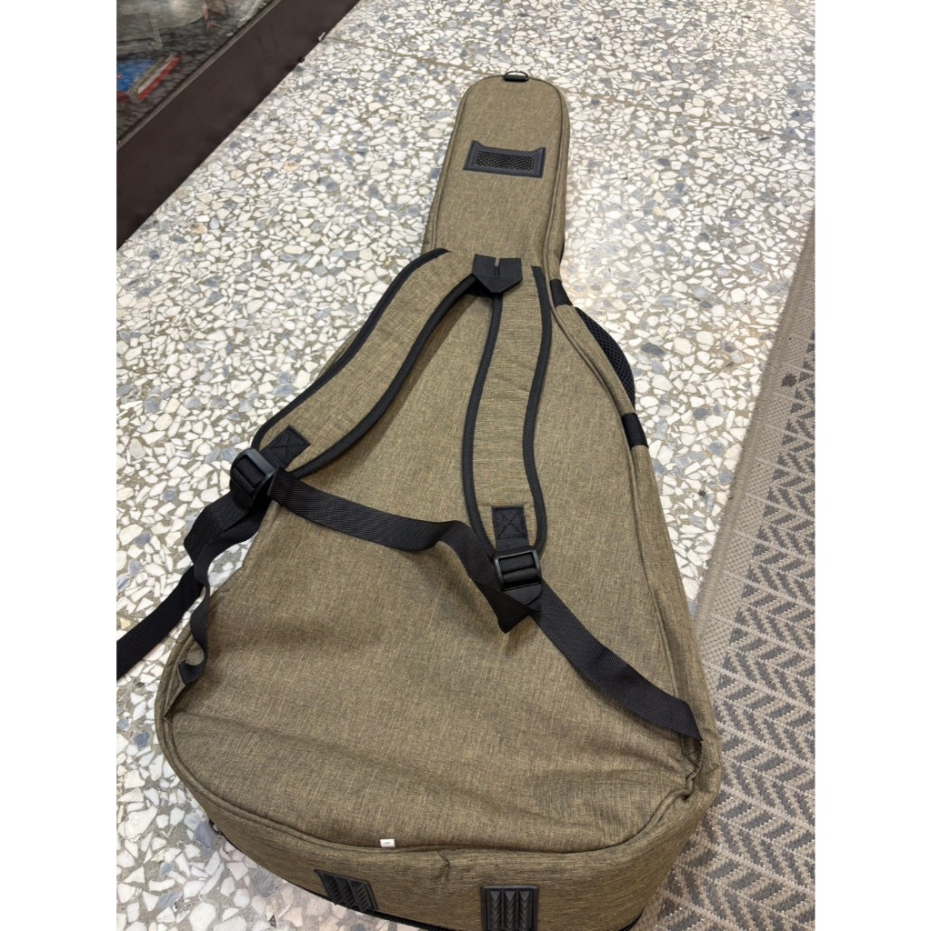 tw-11134207-81zth-mimv0piaaqrq62