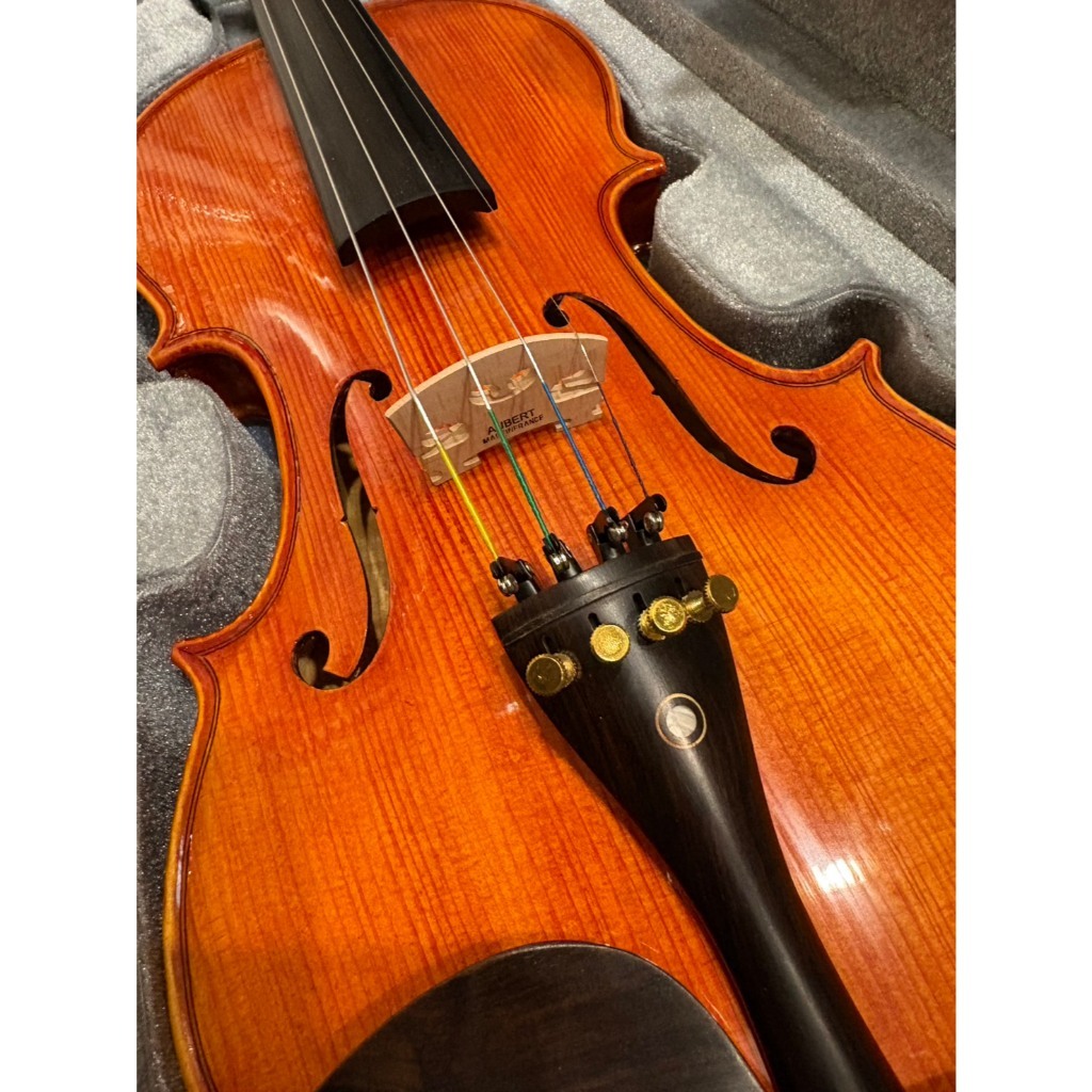 tw-11134207-81ztf-mjigruhbopvmb8