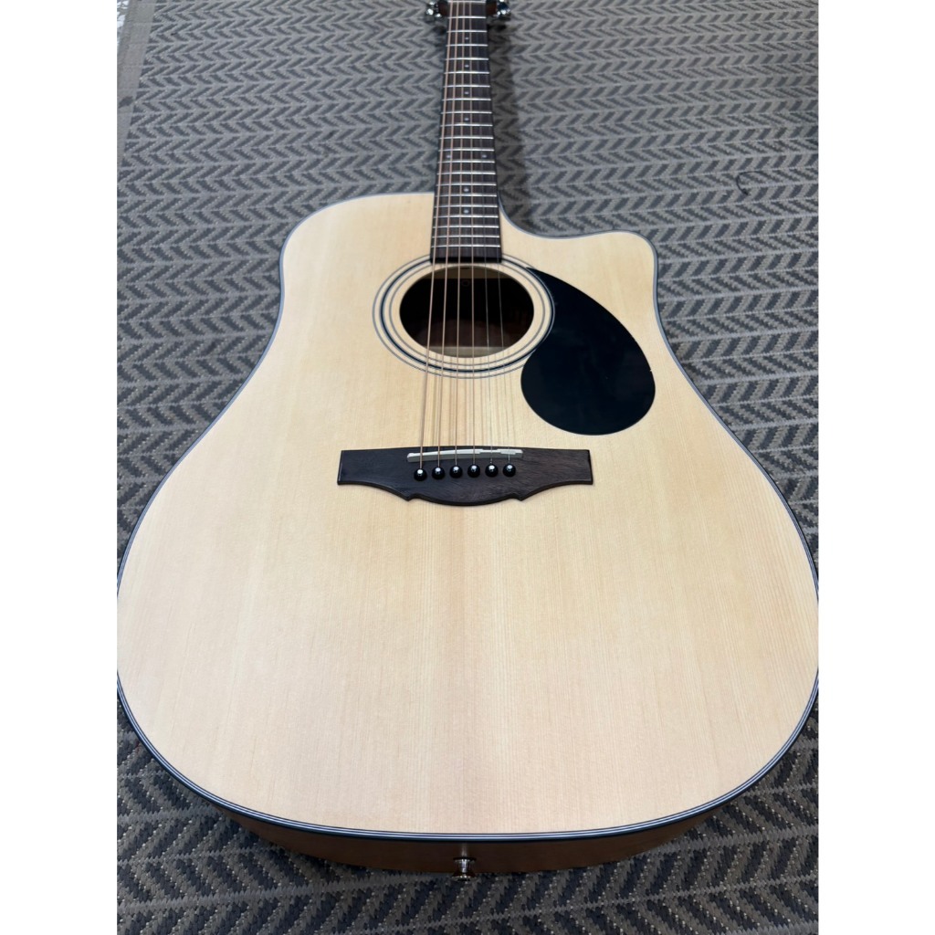 tw-11134207-81ztp-mjjyk521m5tz76