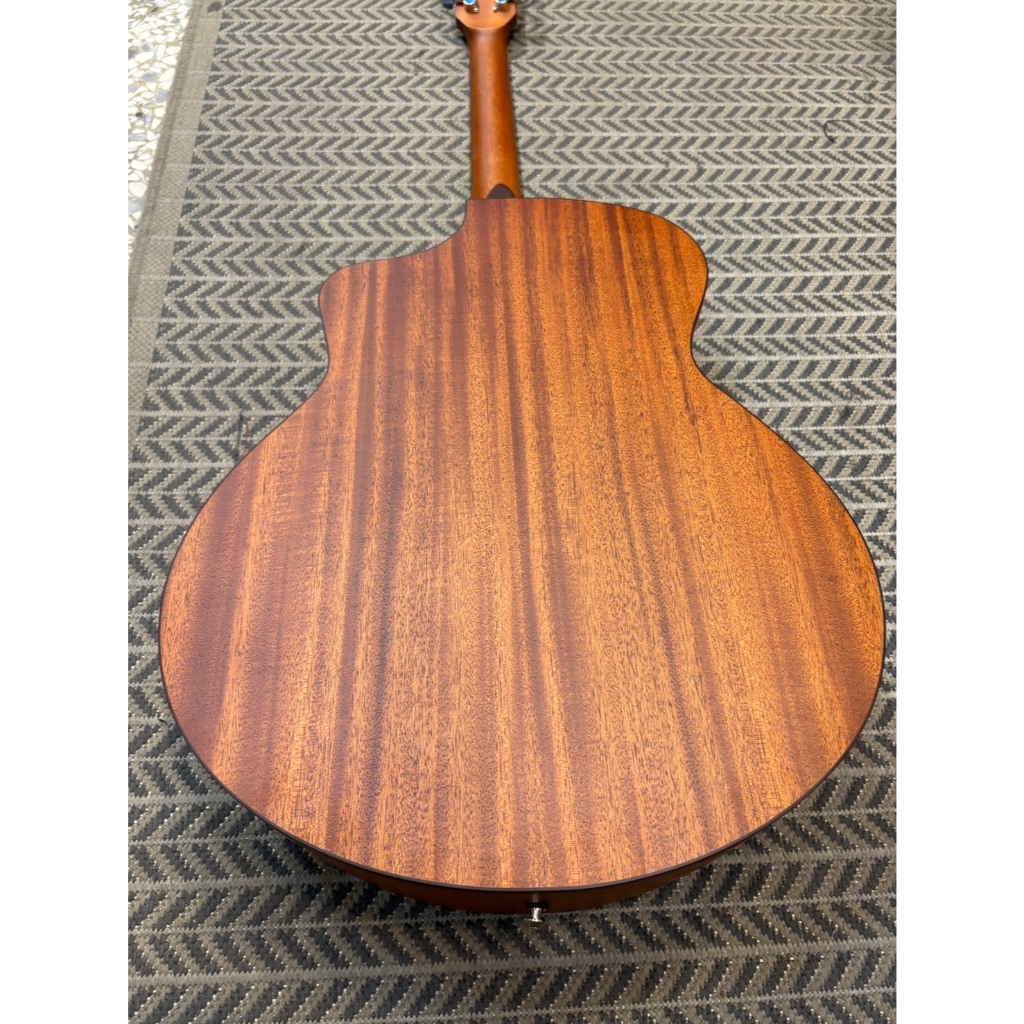 tw-11134207-81ztj-mjksk6ncn01w8e