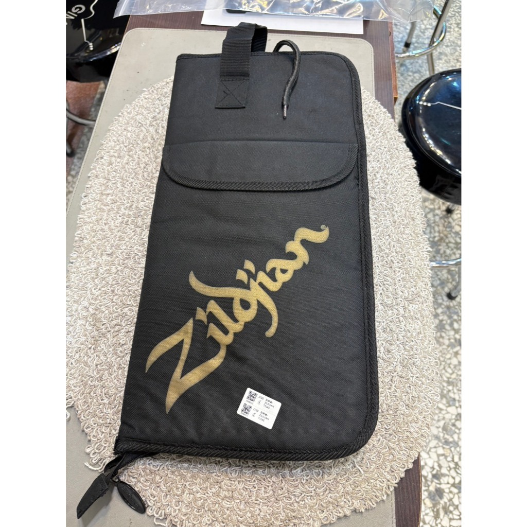 tw-11134207-81ztc-mjtybenc04qob6