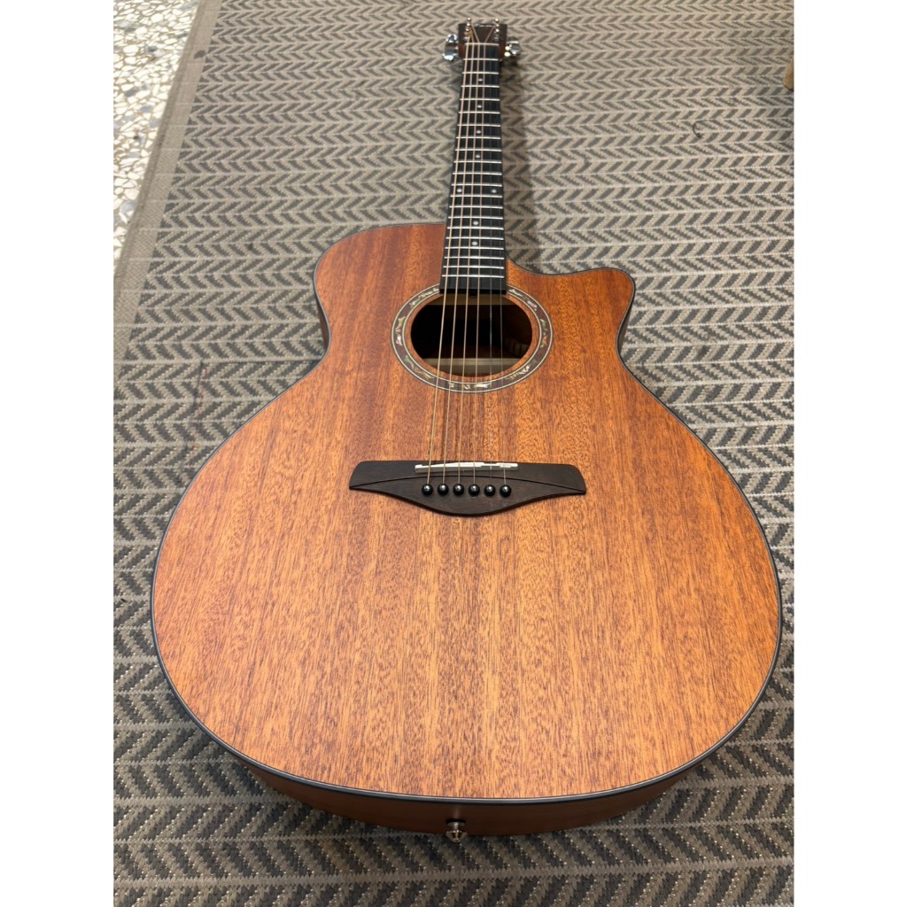 tw-11134207-81zth-mjkuq0ntsu0x74