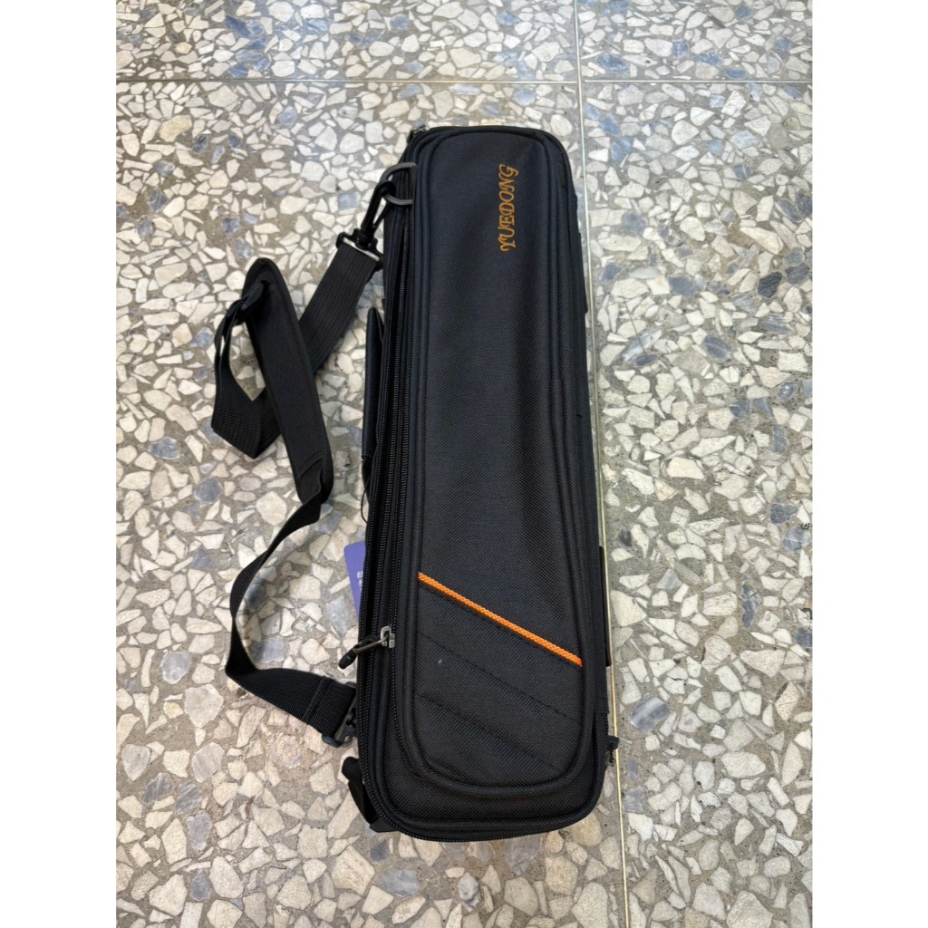 tw-11134207-820le-mkb091scjzt3f4