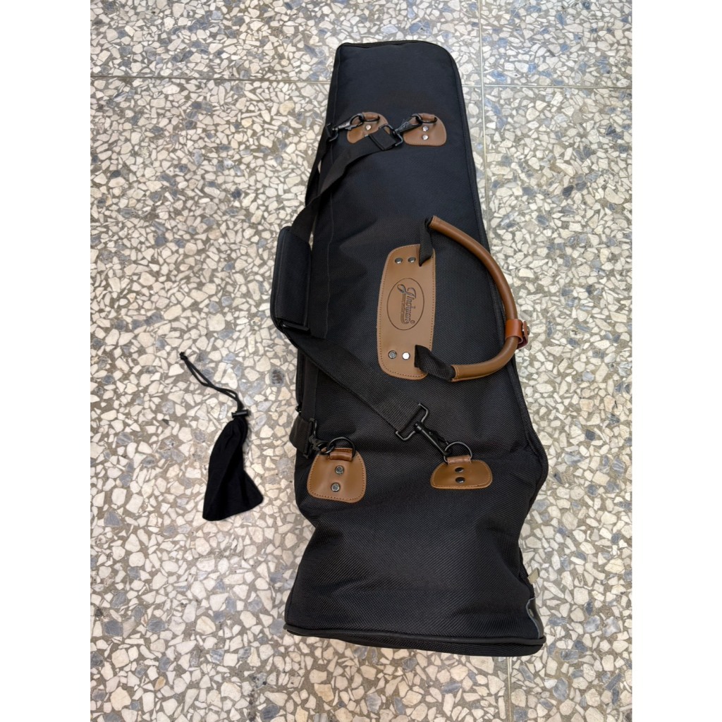 tw-11134207-820l4-mkdjyg8ixtz4bc