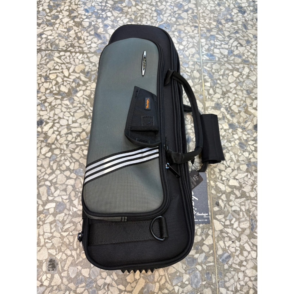 tw-11134207-820lh-mkdl900976yq22