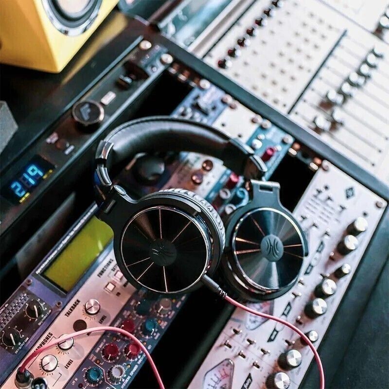 sg-11134201-824ib-megnbi2s4jk1e5