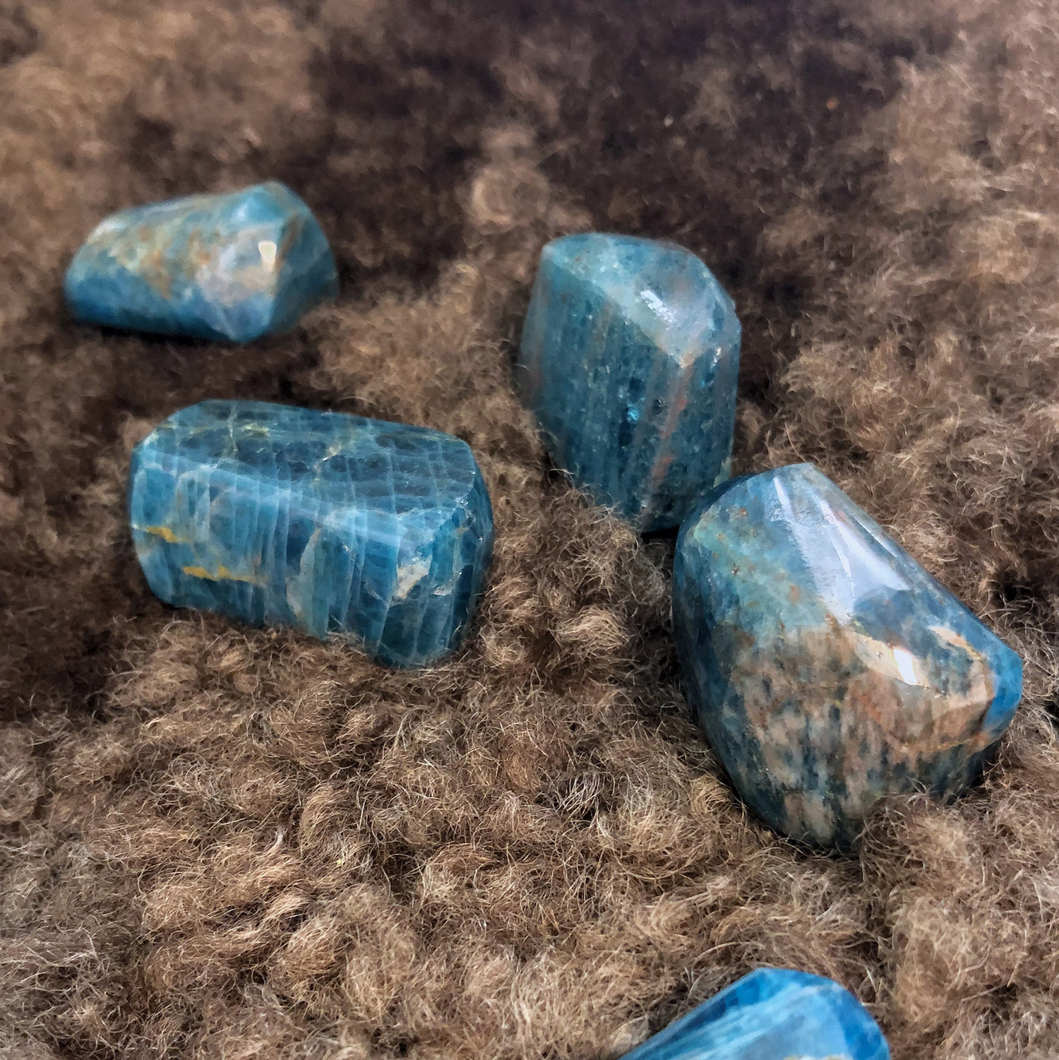 Tumbles - Blue Apatite - 5.jpg