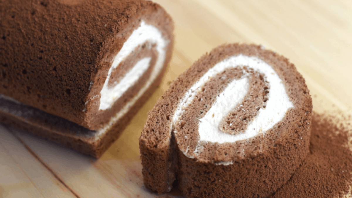 Chocolate Sponge Swiss Roll