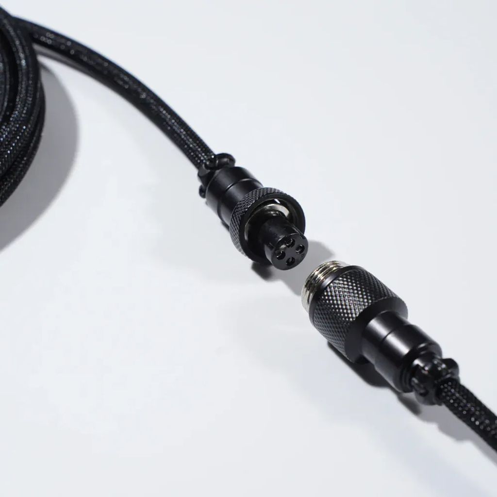 tw-11134207-820l9-mqzvfsqumfwk76