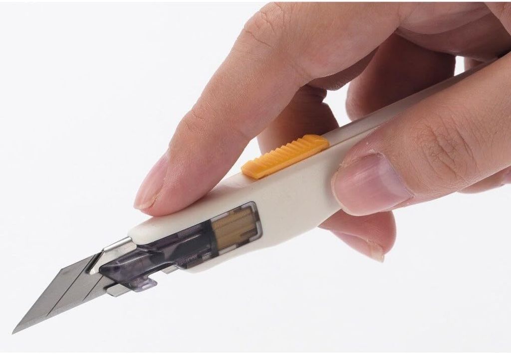 61mKOZ+kC4L._AC_SL1000_