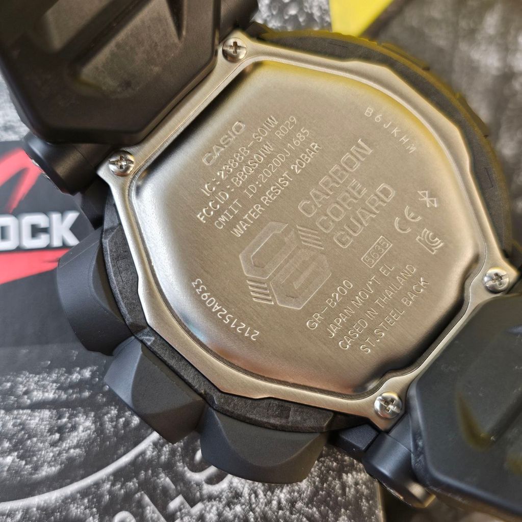 photo_6147740519216825254_y