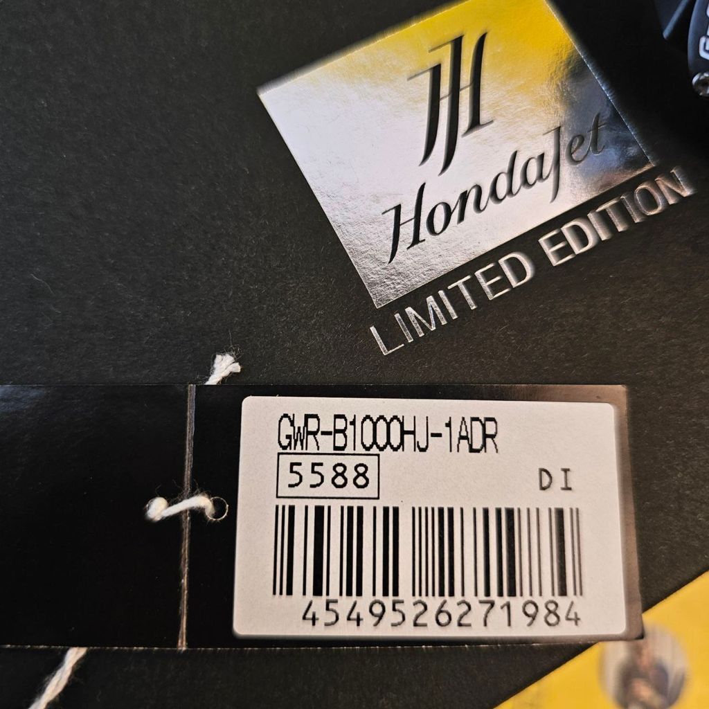 photo_6068902292804979106_y (1)