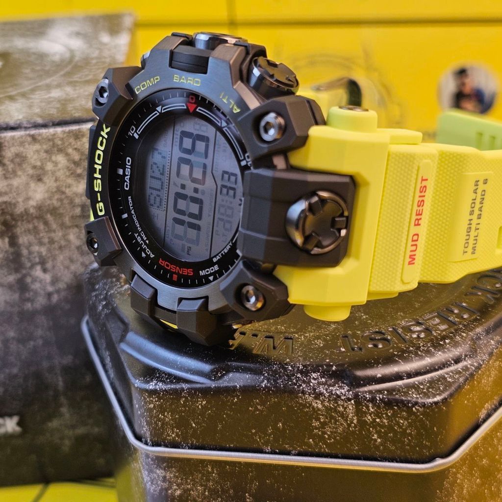 photo_6066650492991292717_y