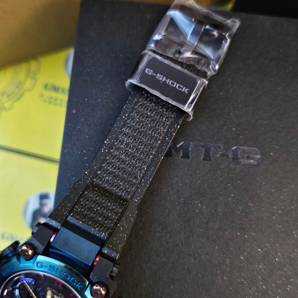 photo_6064578476213651318_y