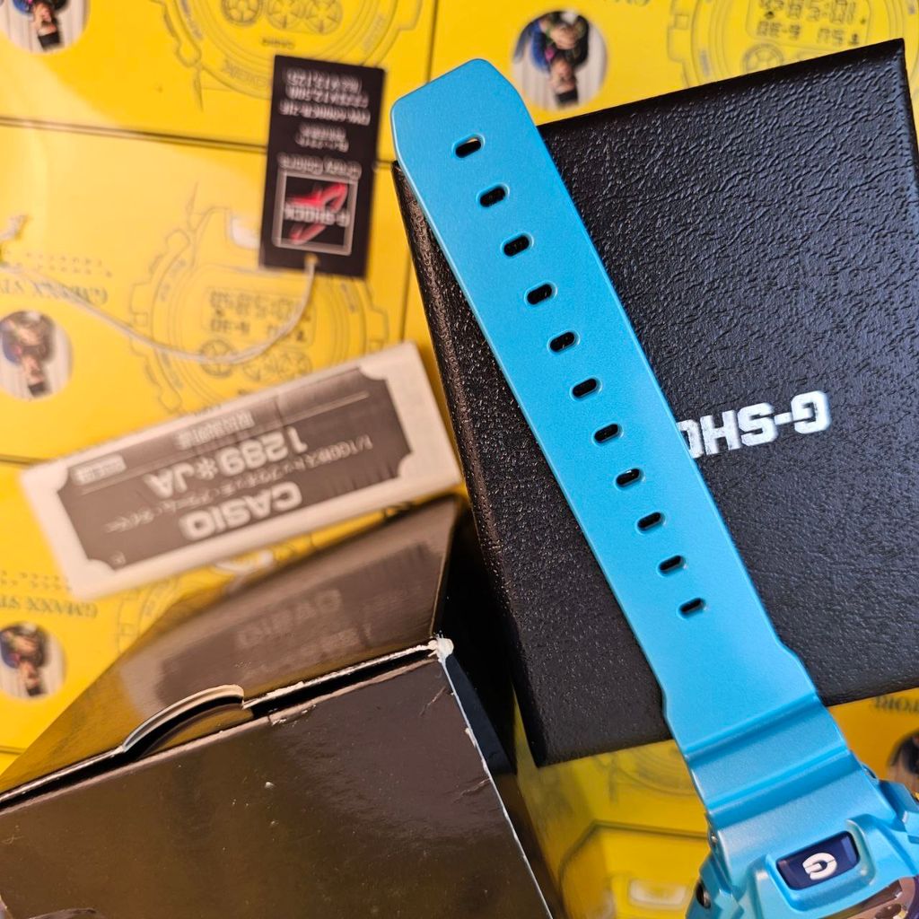 photo_6177096659339690613_y