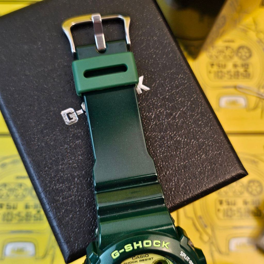 photo_6177096659339690623_y