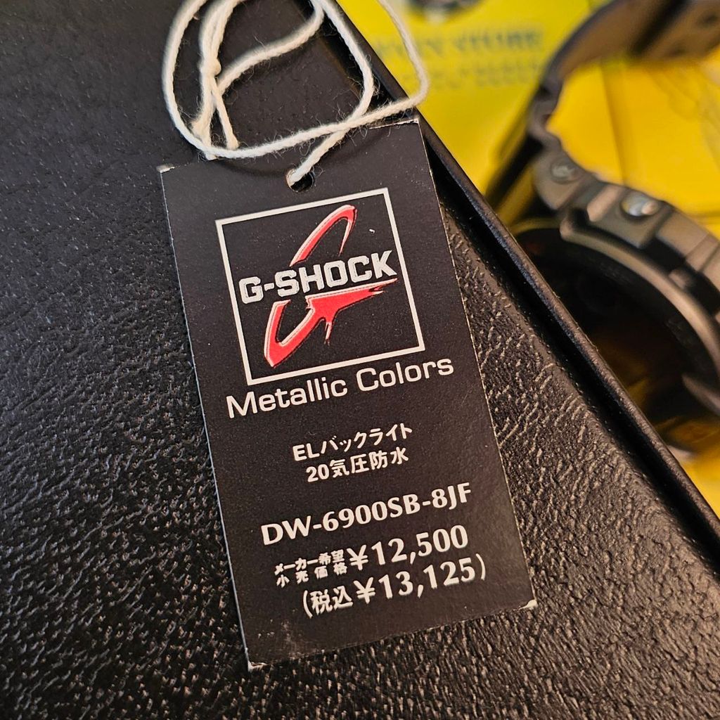 photo_6177096659339690643_y